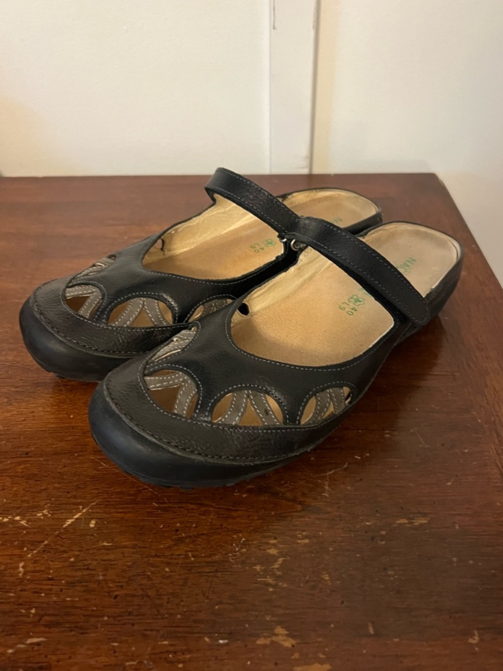 Naot Ringo Black Leather Mary Jane Clog Mules size 40 (US9)